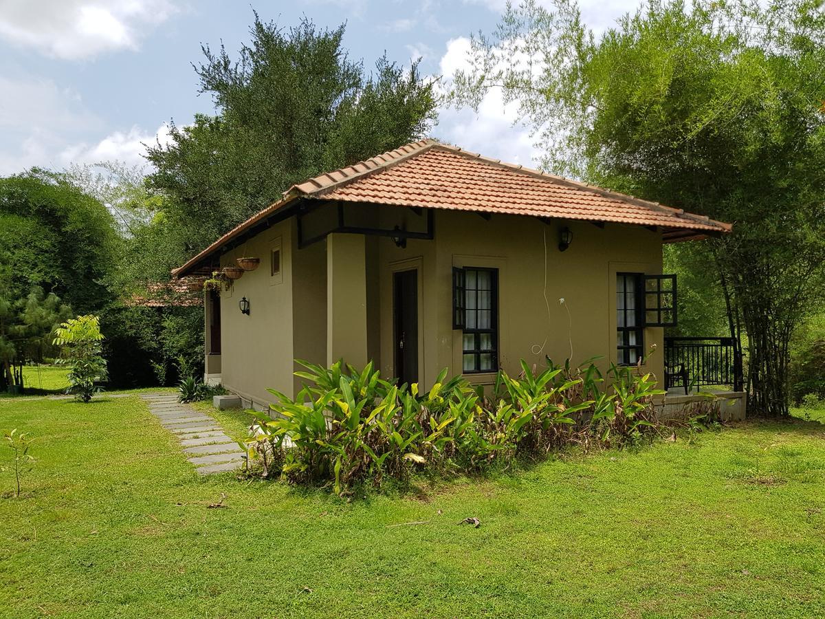 The Road'S End Apartment Gonikoppal Exterior photo